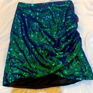 Sequin front ruched skirt